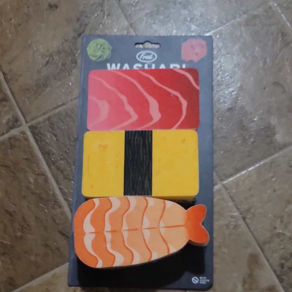 Fred Sushi Sponge Set - Red, Yellow, Black
